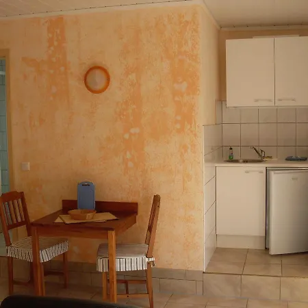 Ferienhaus Seemannsgarn Apartment Bollhagen